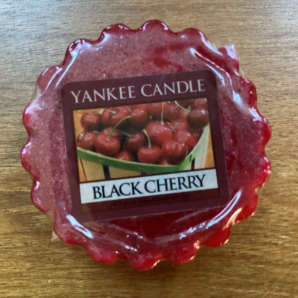 Yankee Candle Tarts CINNAMON STICK & Black Cherry NEW 0.8 oz each - Picture 3 of 6